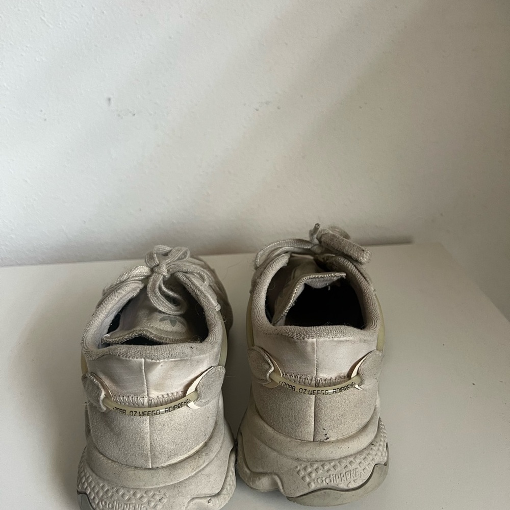 Shoes - Picture 2 of 5